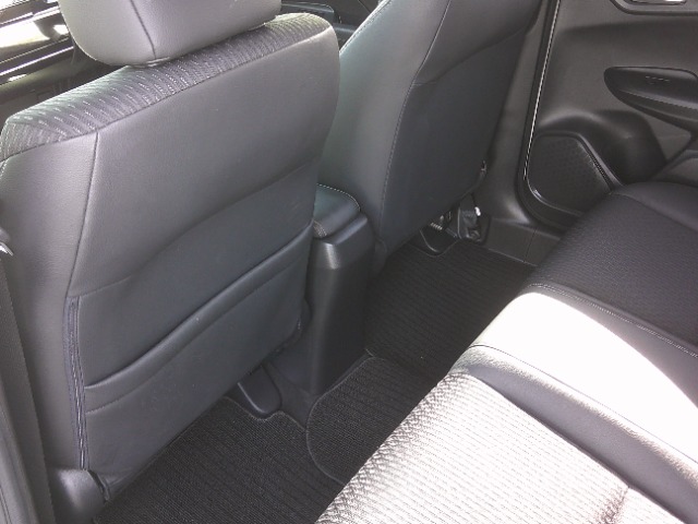 ホンダ フィット　ハイブリッド １．５ ハイブリッド Ｌパッケージ H27年 (東北) 99