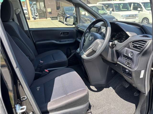 トヨタ ヴォクシー ２．０ Ｘ H27年 () 99