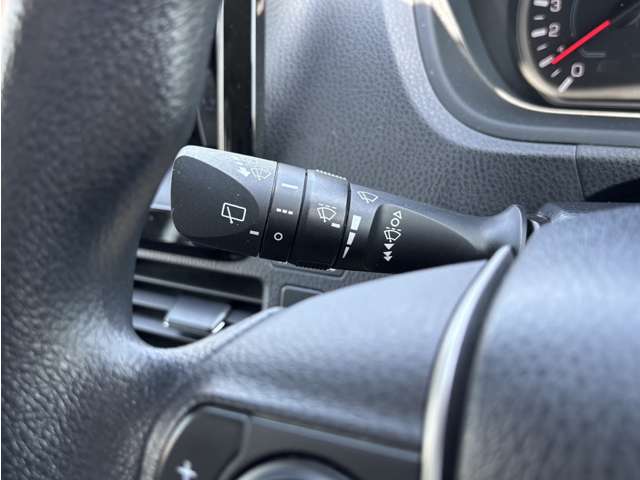 トヨタ ヴォクシー ２．０ Ｘ H27年 () 99