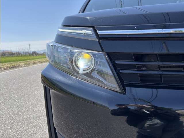 トヨタ ヴォクシー ２．０ Ｘ H27年 () 99