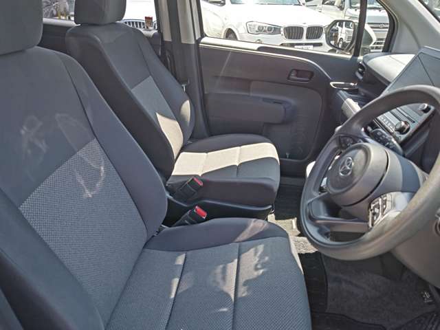 トヨタ シエンタ　ハイブリッド ハイブリッド １．５ Ｇ R5年 (甲信越・北陸) 99