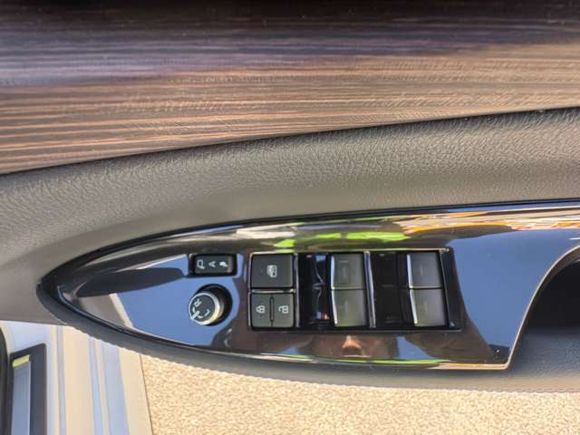 トヨタ クラウン ２．５ Ｚ ハイブリッド車 R6年 (甲信越・北陸) 99