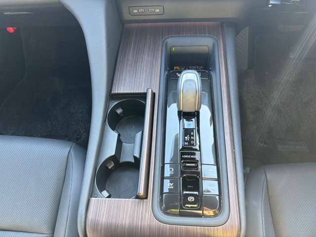 トヨタ クラウン ２．５ Ｚ ハイブリッド車 R6年 (甲信越・北陸) 99