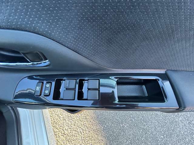 トヨタ ヴィッツ １．５ ＧＲ スポーツ ＧＲ H29年 (甲信越・北陸) 99