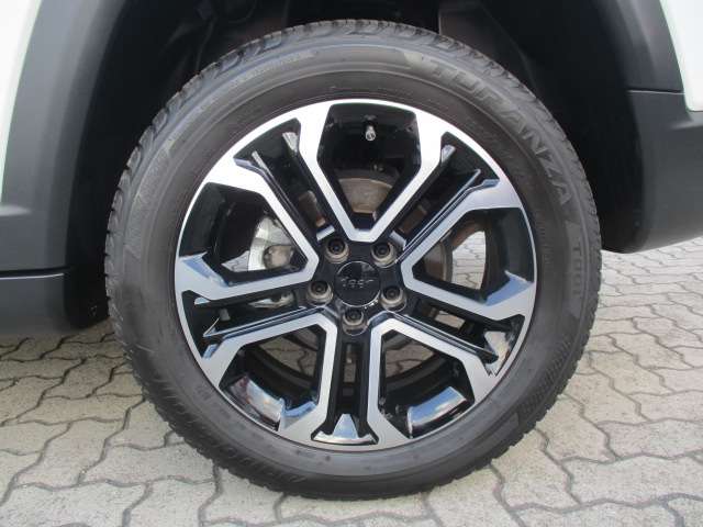 ジープ コンパス リミテッド ４ＷＤ R5年 (中国) 99