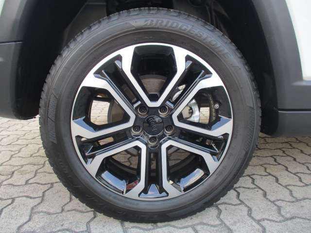 ジープ コンパス リミテッド ４ＷＤ R5年 (中国) 99