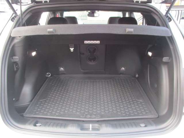 ジープ コンパス リミテッド ４ＷＤ R5年 (中国) 99