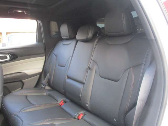 ジープ コンパス リミテッド ４ＷＤ R5年 (中国) 99