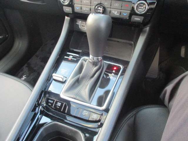 ジープ コンパス リミテッド ４ＷＤ R5年 (中国) 99