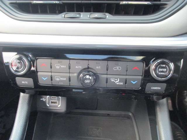 ジープ コンパス リミテッド ４ＷＤ R5年 (中国) 99