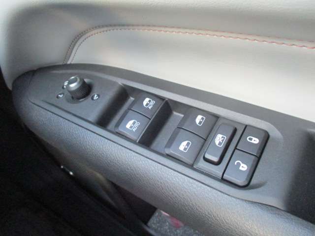 ジープ コンパス リミテッド ４ＷＤ R5年 (中国) 99