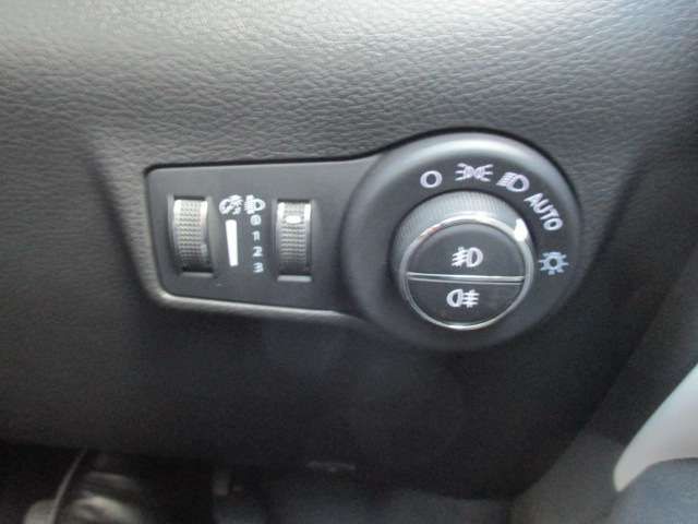 ジープ コンパス リミテッド ４ＷＤ R5年 (中国) 99