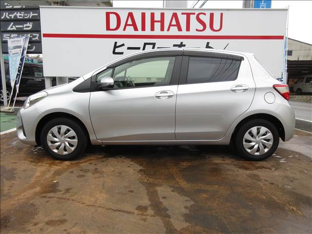 トヨタ ヴィッツ １．０ Ｆ スマートストップパッケージ H29年 (関東) 99