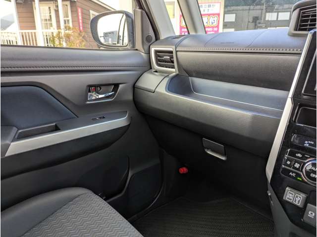 トヨタ ルーミー １．０ カスタム Ｇ R5年 (九州・沖縄) 99