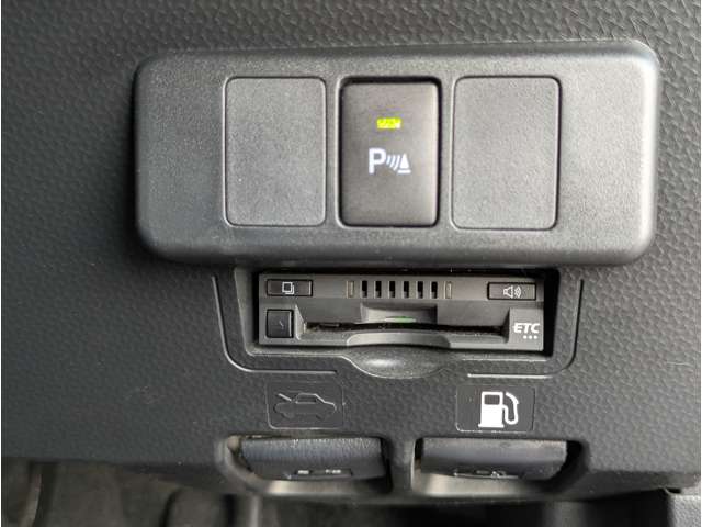 トヨタ ルーミー １．０ カスタム Ｇ R5年 (九州・沖縄) 99