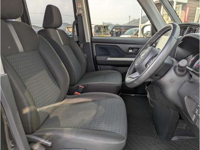 トヨタ ルーミー １．０ カスタム Ｇ R5年 (九州・沖縄) 99