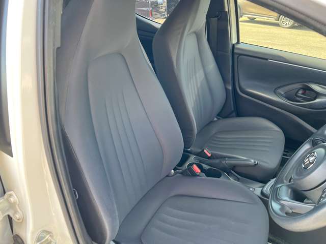 トヨタ ヤリス １．５ ハイブリッド Ｘ R3年 (九州・沖縄) 99