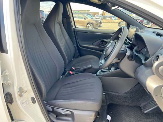 トヨタ ヤリス １．５ ハイブリッド Ｘ R3年 (九州・沖縄) 99