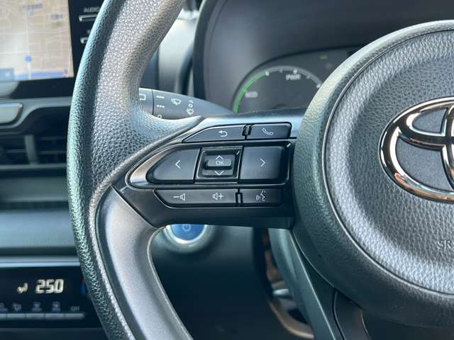 トヨタ ヤリス １．５ ハイブリッド Ｘ R3年 (九州・沖縄) 99