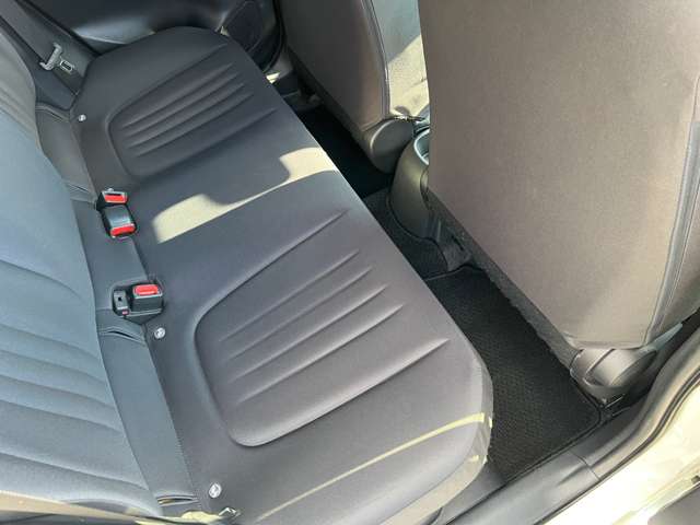 トヨタ ヤリス １．５ ハイブリッド Ｘ R3年 (九州・沖縄) 99