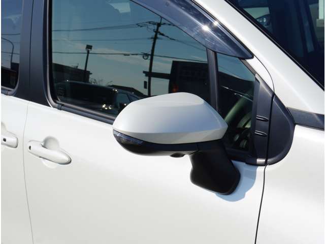 トヨタ シエンタ　ハイブリッド ハイブリッド １．５ Ｚ R5年 (九州・沖縄) 99