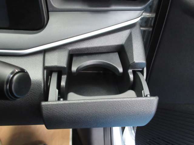 日産 ノート １．２ Ｓ R4年 (九州・沖縄) 99