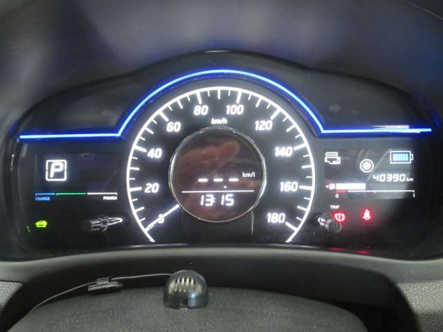 日産 ノート １．２ Ｅ－ＰＯＷＥＲ Ｘ R1年 (九州・沖縄) 99