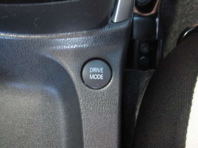 日産 ノート １．２ Ｅ－ＰＯＷＥＲ Ｘ R1年 (九州・沖縄) 99