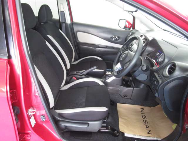 日産 ノート １．２ Ｅ－ＰＯＷＥＲ Ｘ R1年 (九州・沖縄) 99