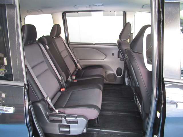 日産 セレナ ２．０ ハイウェイスター H29年 (九州・沖縄) 99