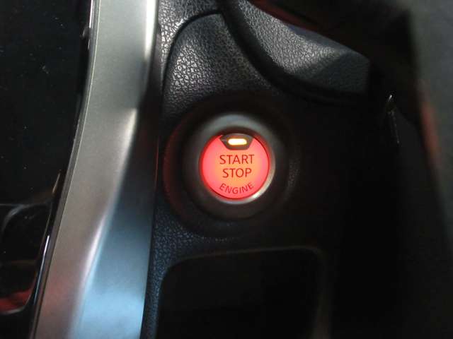 日産 ノート １．２ Ｘ ＤＩＧ－Ｓ エアロスタイル H26年 (九州・沖縄) 99