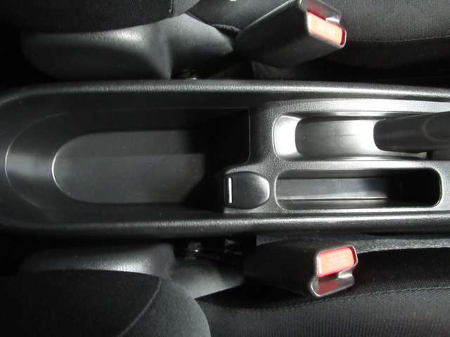 日産 ノート １．２ Ｘ ＤＩＧ－Ｓ エアロスタイル H26年 (九州・沖縄) 99