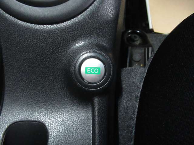 日産 ノート １．２ Ｘ ＤＩＧ－Ｓ エアロスタイル H26年 (九州・沖縄) 99