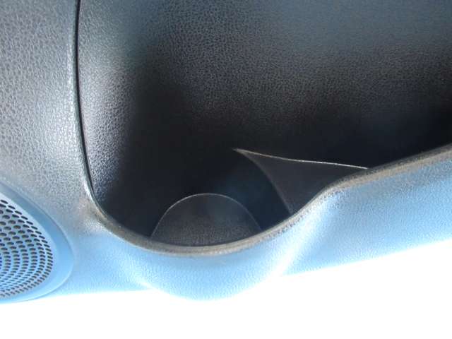 日産 ノート １．２ Ｘ ＤＩＧ－Ｓ H25年 (九州・沖縄) 99