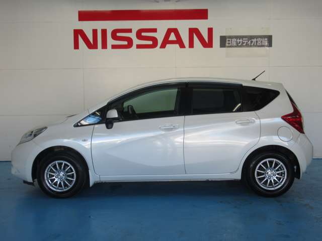 日産 ノート １．２ Ｘ ＤＩＧ－Ｓ H25年 (九州・沖縄) 99