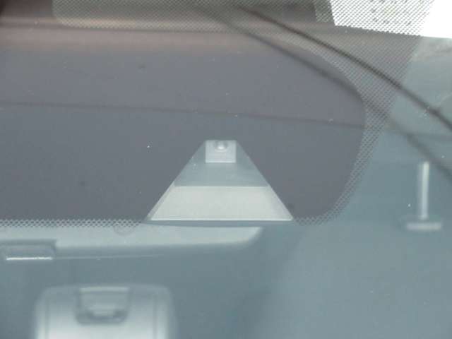 日産 ノート １．２ Ｘ ＤＩＧ－Ｓ H28年 (九州・沖縄) 99