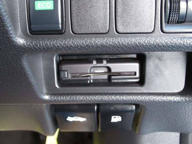 日産 エクストレイル　ハイブリッド ２．０ ２０ＸＩ ハイブリッド R2年 (九州・沖縄) 99