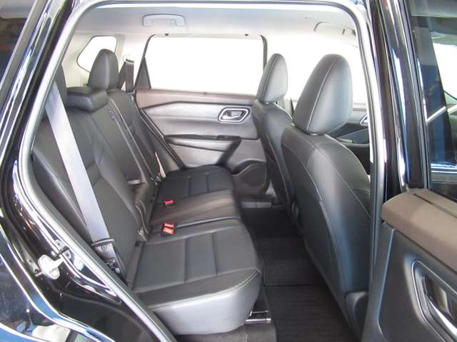 日産 エクストレイル １．５ Ｇ Ｅ－４ＯＲＣＥ ４ＷＤ R4年 (九州・沖縄) 99