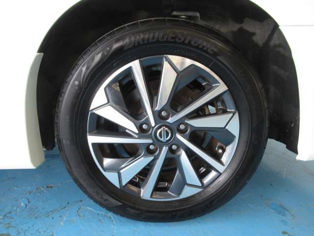 日産 セレナ ２．０ ハイウェイスター Ｖ R1年 (九州・沖縄) 99