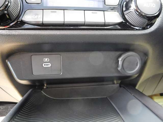 日産 ノート １．２ Ｘ R6年 (九州・沖縄) 99