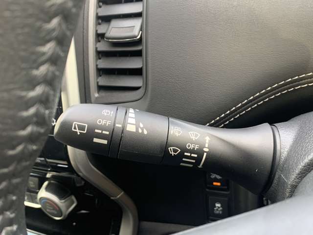 日産 セレナ ２．０ ハイウェイスター ４ＷＤ H29年 (東北) 99