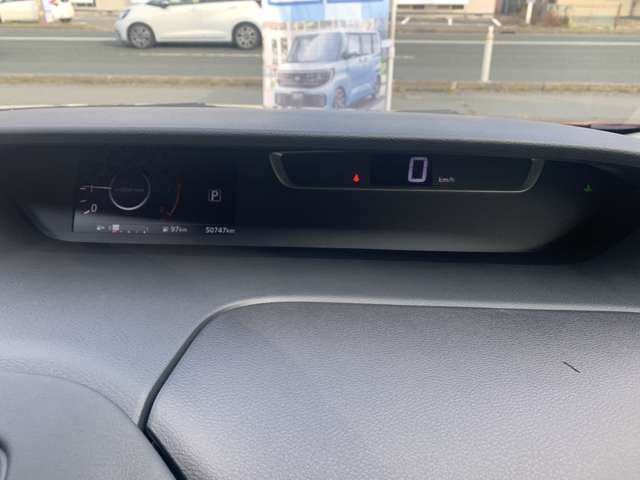 日産 セレナ ２．０ ハイウェイスター ４ＷＤ H29年 (東北) 99