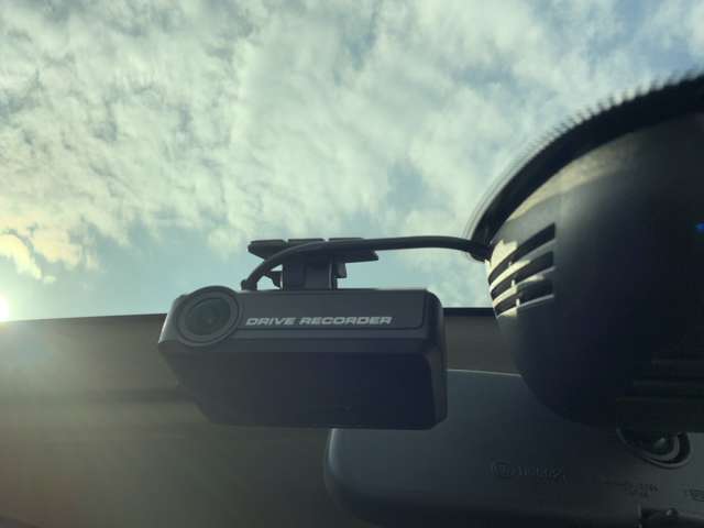 日産 セレナ ２．０ ハイウェイスター ４ＷＤ H29年 (東北) 99