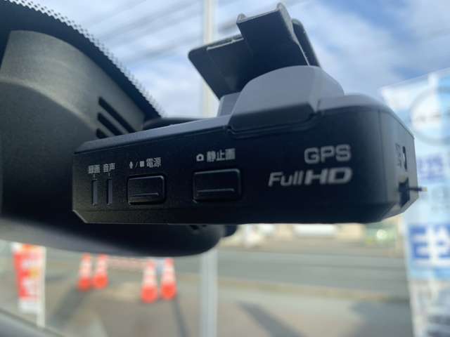 日産 セレナ ２．０ ハイウェイスター ４ＷＤ H29年 (東北) 99