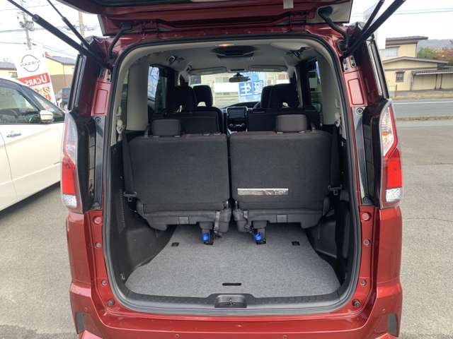 日産 セレナ ２．０ ハイウェイスター ４ＷＤ H29年 (東北) 99