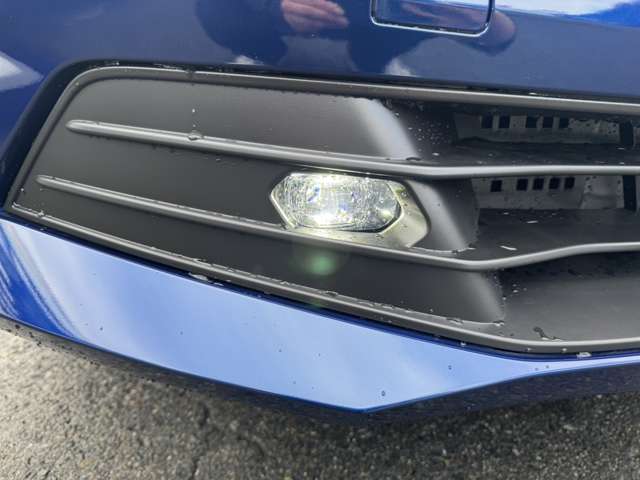 日産 ノート １．２ Ｘ ＦＯＵＲ ４ＷＤ R7年 (東北) 99