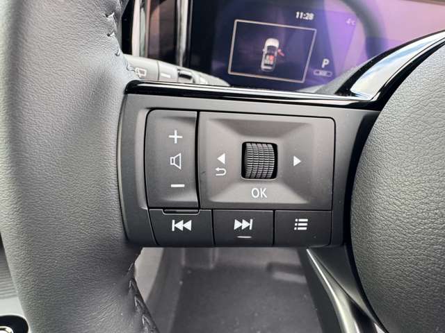 日産 ノート １．２ Ｘ ＦＯＵＲ ４ＷＤ R7年 (東北) 99