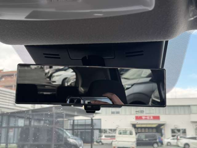 日産 ノート １．２ Ｘ ＦＯＵＲ ４ＷＤ R7年 (東北) 99