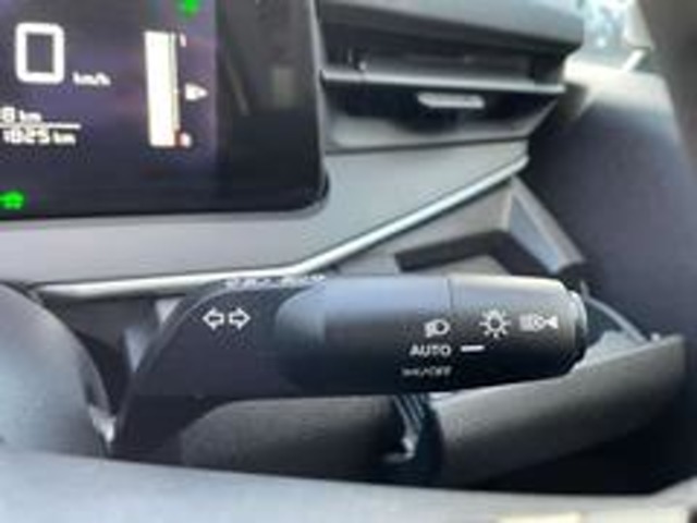 日産 ノート １．２ Ｓ ＦＯＵＲ ４ＷＤ R4年 (東北) 99