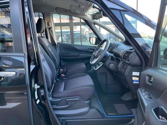 日産 セレナ １．２ Ｅ－ＰＯＷＥＲ ハイウェイスター Ｖ H30年 (東北) 99